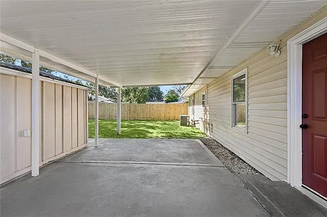 215 Citrus Rd — Photo 11