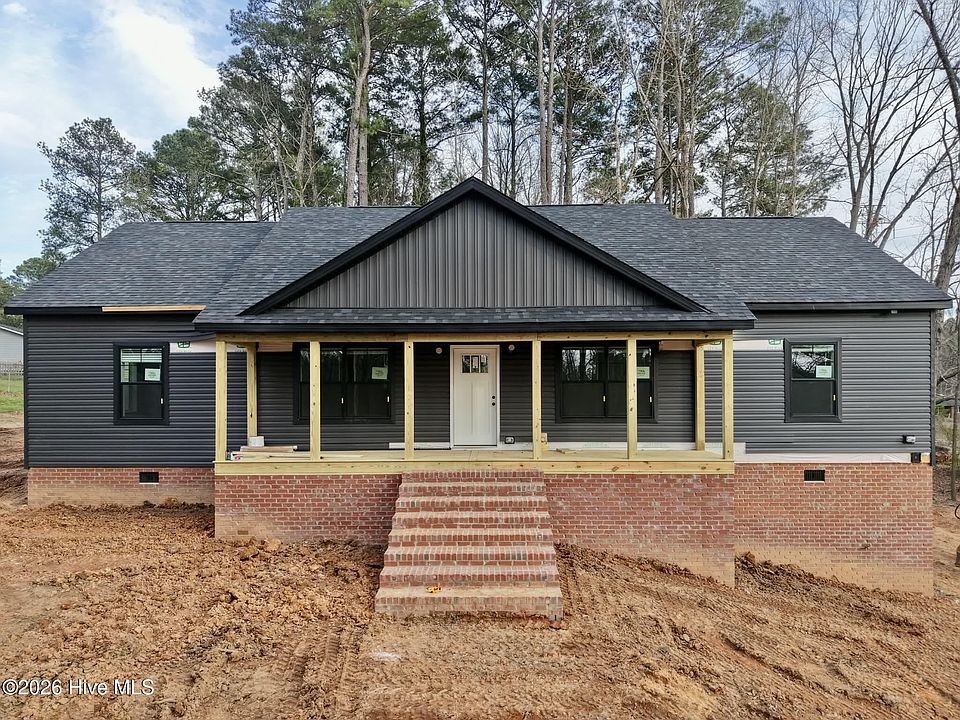 1st image of 153 Southwood Drive