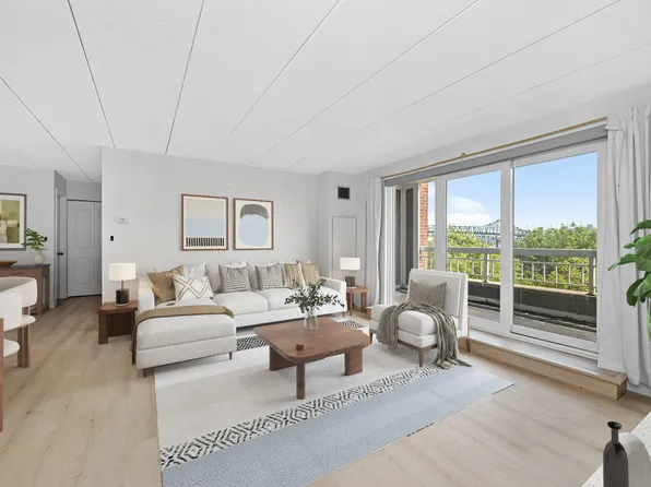 50 Boatswains Way, Chelsea, MA