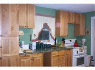 33 Samoset St, Plymouth, MA 02360