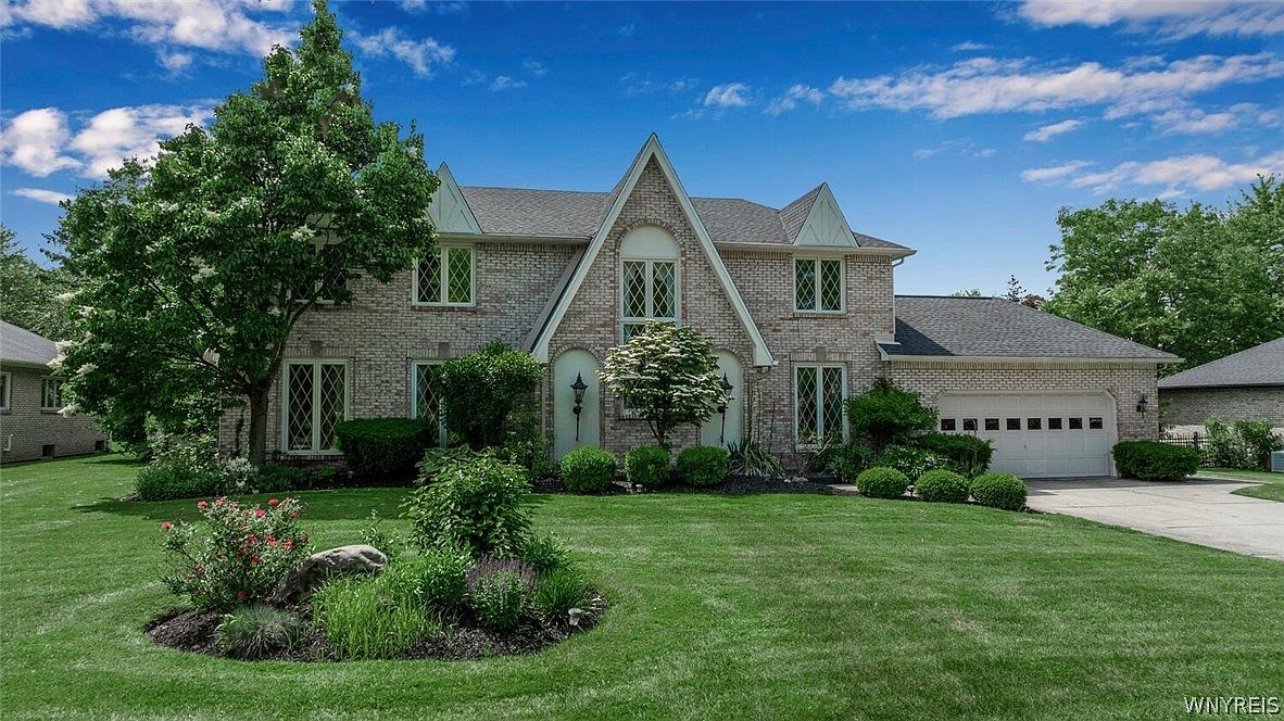 393 Dan Troy Dr, Williamsville, NY 14221 Zillow