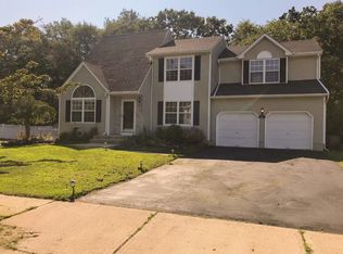 21 Crossbrooke Ct, Howell, NJ 07731