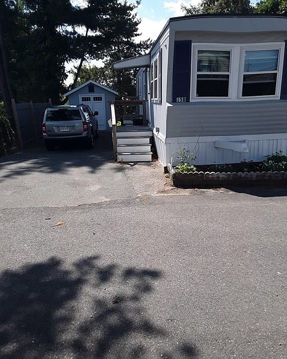 1st image of 96 Newbury St Trailer 15B