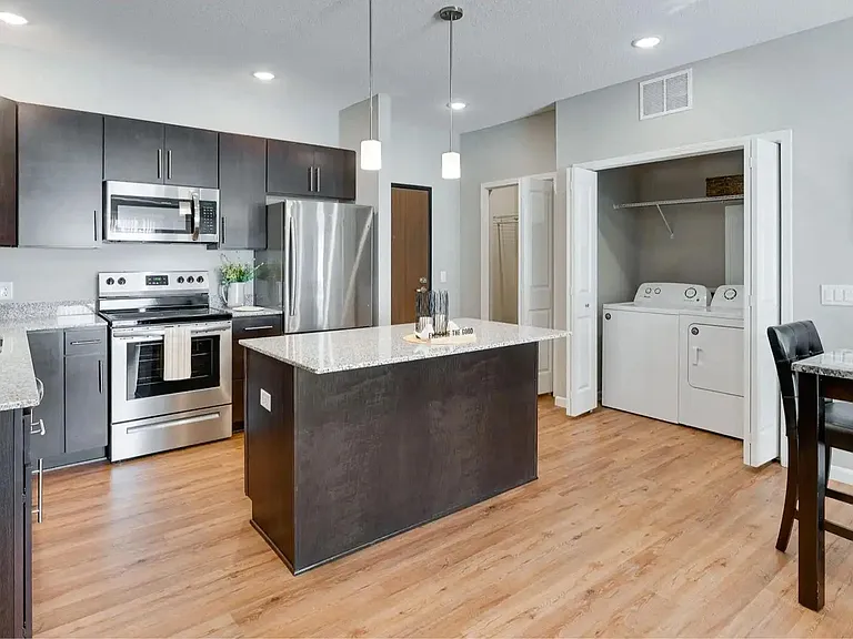 Circle Pines, MN Lexington Lofts | Sedona | Kitchen