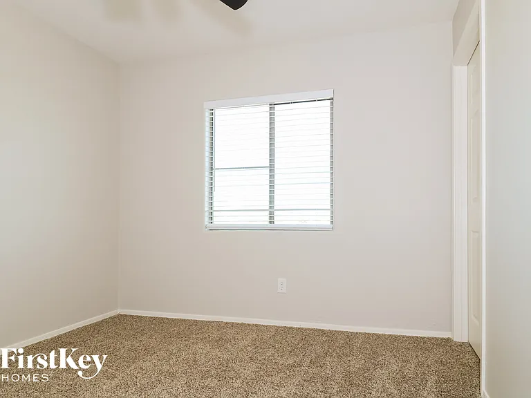 10323 W Via Del Sol #383 — Photo 11