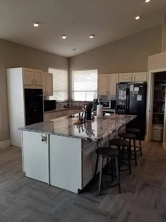 1424 E Desert Broom Way — Photo 5