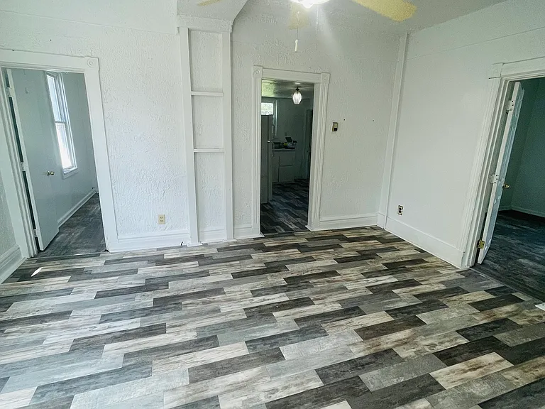 917 Chestnut St — Photo 4