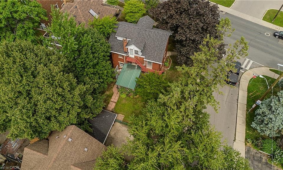 1st image of 1088 King St E