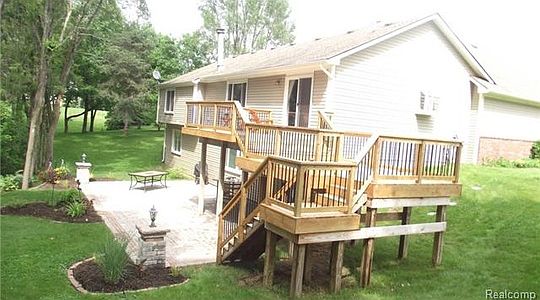 5th image of 4195 Nancy Ln