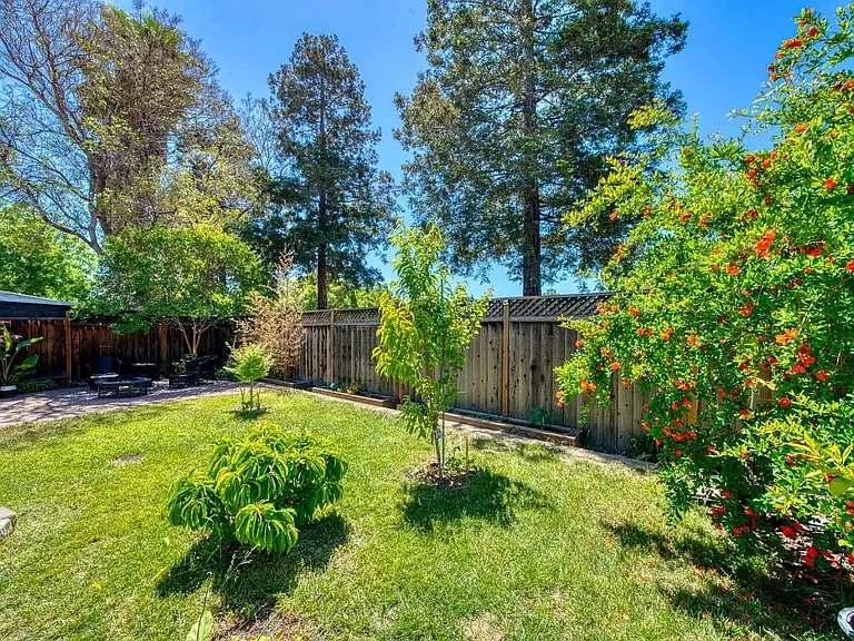 5342 Studebaker Cir — Photo 14
