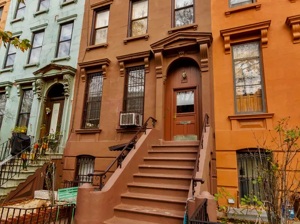 457 6th Street image 15 of 16