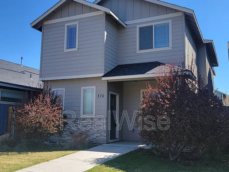 170 NW 30th St