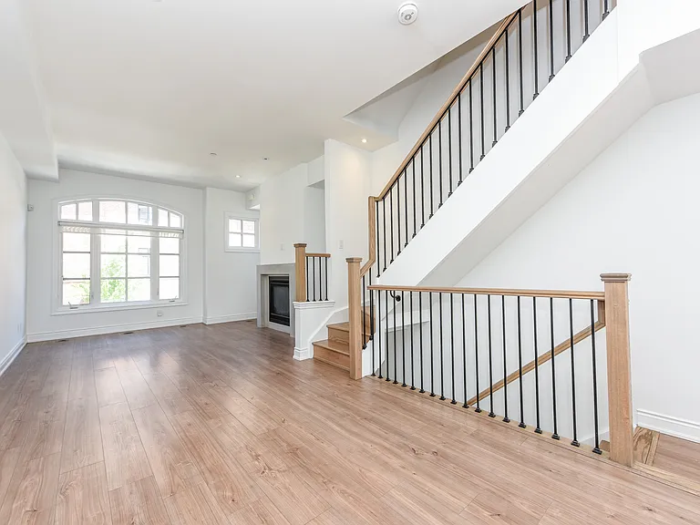 1145 Ossington Ave — Photo 11