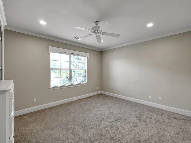 2101 Elmen St — Photo 28