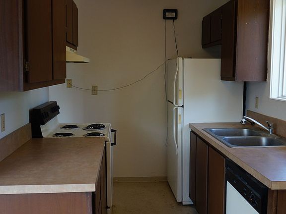 2nd image of 114 N Lilly St #343