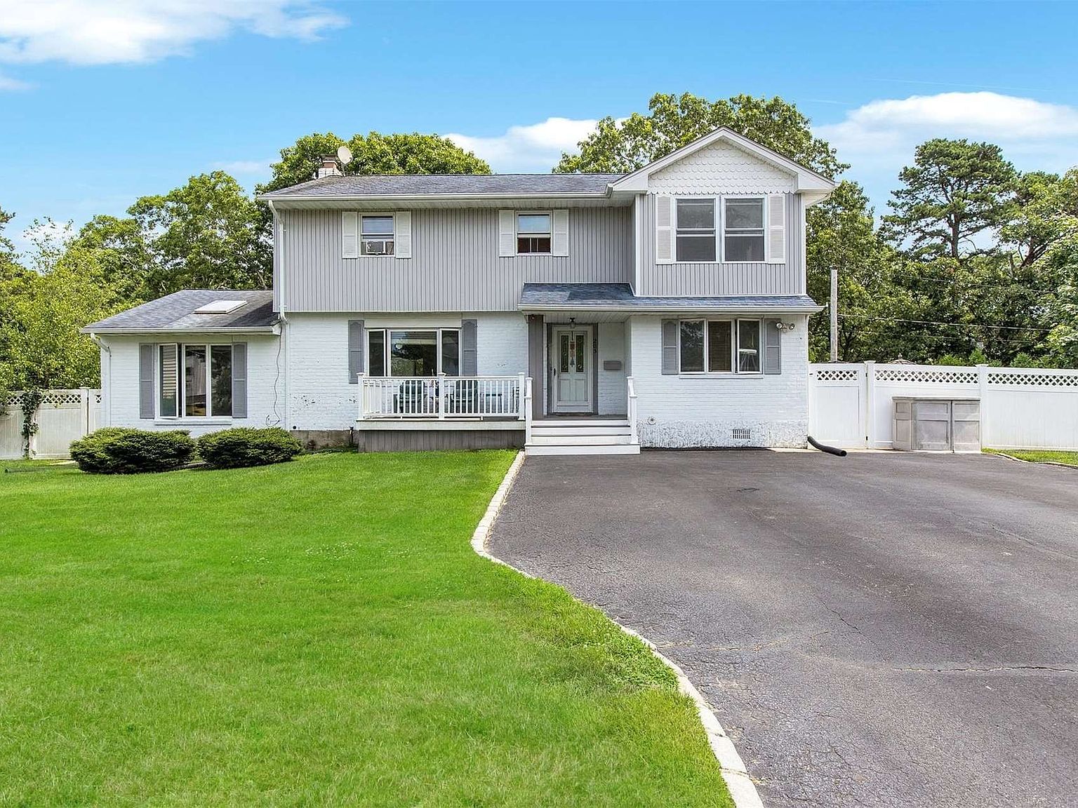 205 Fawn Court, East Islip, NY 11730 Zillow