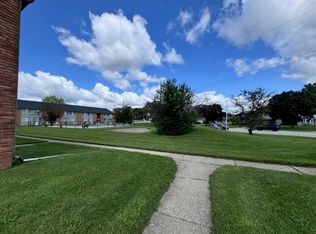 Royal Madison Apartments, Madison Heights, MI 48071