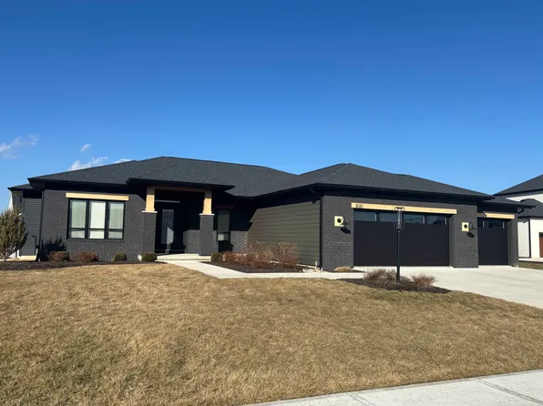 6161 Bateleur Ct, Fort Wayne, IN 46845