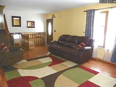 5th image of 26945 Oxford Park Ln