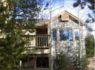 906 Sunset Ct, Castle Rock, CO 80104
