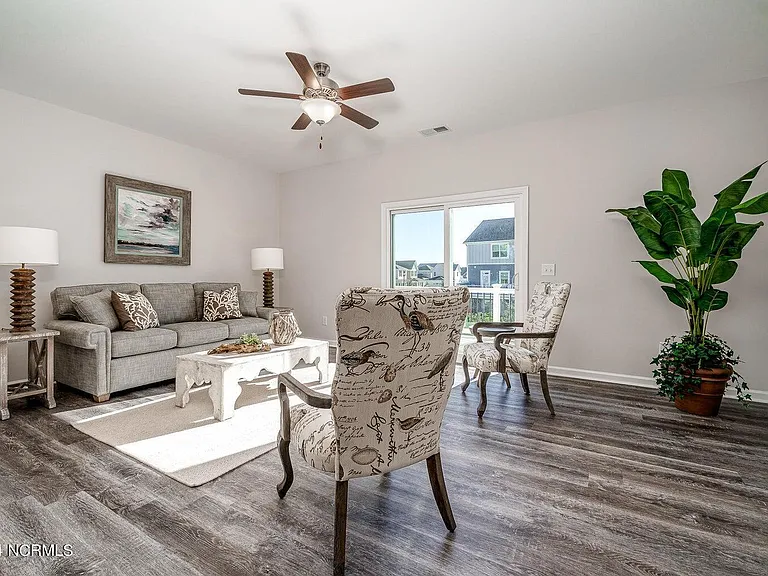 220 Gray Duck Dr — Photo 11