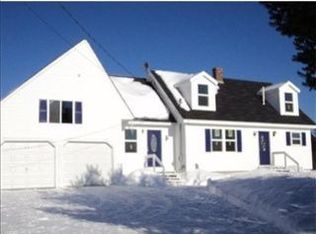 401 Stream Rd, Winterport, ME 04496