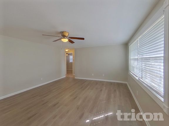 3rd image of 8589 Lantana Dr