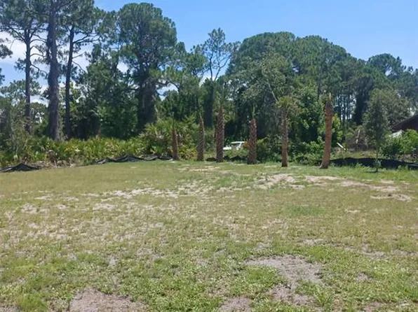 Lin Gina Ter #25, Edgewater, FL 32141