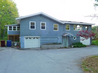 18 Willowdale Rd, Tyngsboro, MA 01879