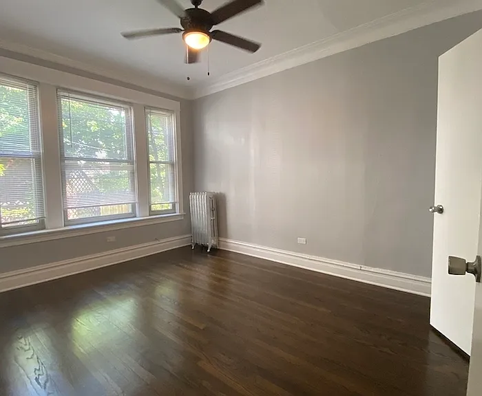 1217 W Rosemont Ave #1 — Photo 2
