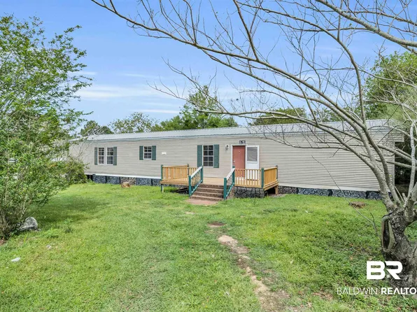 102 Lark Ln, Robertsdale, AL 36567