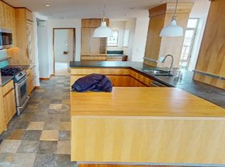 93 Winthrop St #6TH, Cambridge, MA 02138