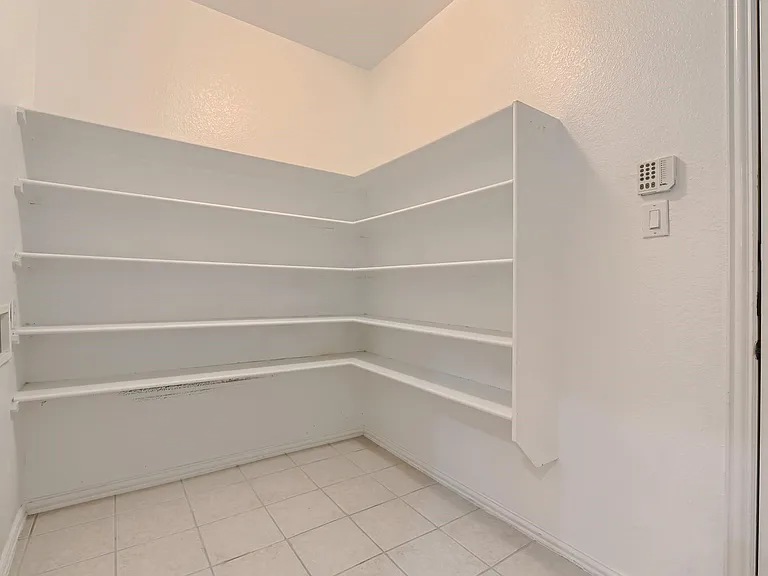 5301 Lily Dr — Photo 14