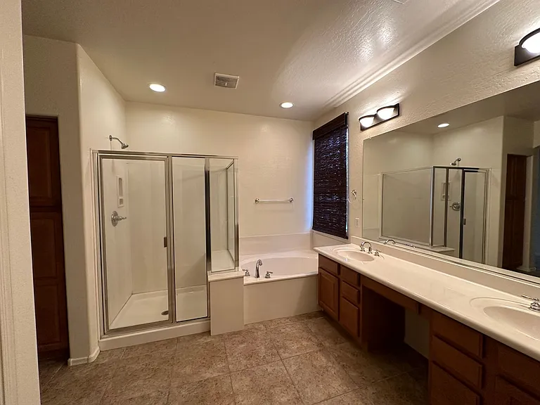 42114 N 44th Dr — Photo 21
