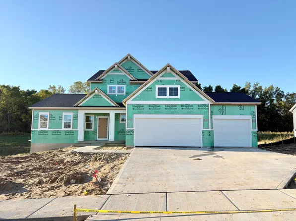 8308 Kettle Oak Dr SE, Alto, MI 49302