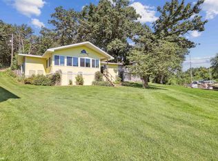 203 Woodland Rd, Montezuma, IA 50171