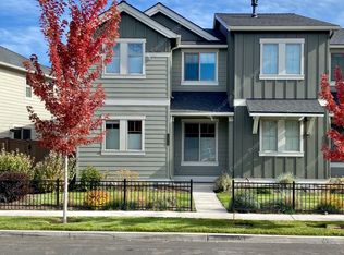 4628 SW 37th St, Redmond, OR 97756