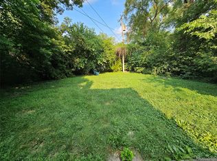 15524 Macarthur St, Redford, MI 48239