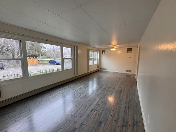 420 Telegraph St #3, Marengo, IL 60152