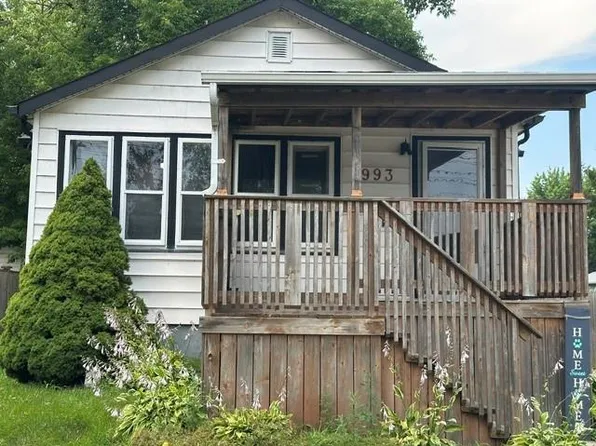 993 Murphy Rd, Sarnia, ON N7S 2Y3