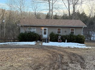 100 Woods Rd, Eldon, MO 65026