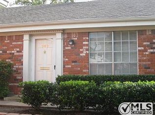 989 Roaring Springs Rd, Fort Worth, TX 76114