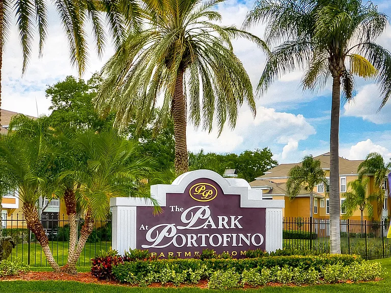 The Park at Portofino Apartments — Photo 37