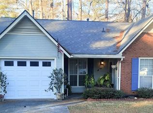 5498 Marbut Forest Ct, Lithonia, GA 30058