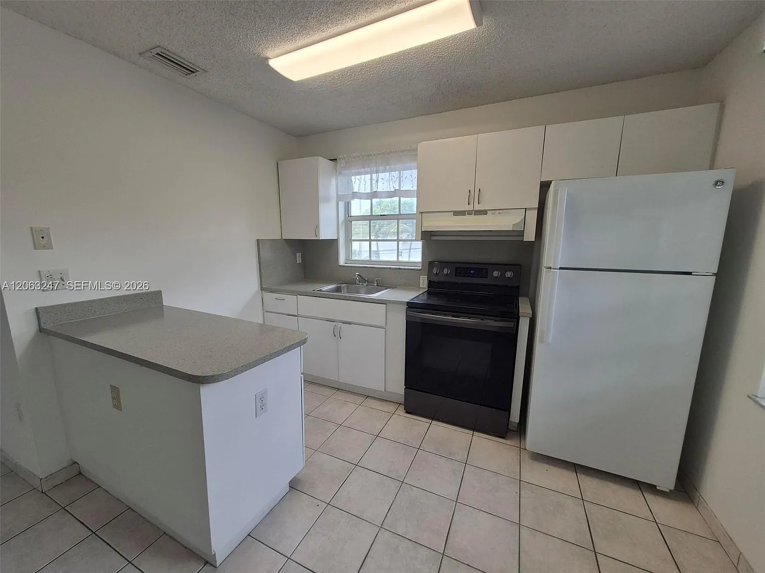 Lawrence Estates Land Cos — Photo 4
