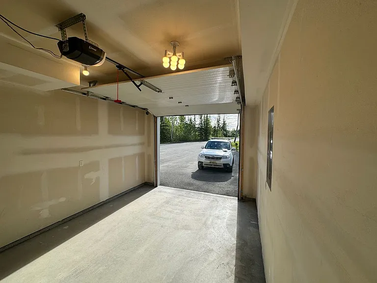4595 W Overby St — Photo 20