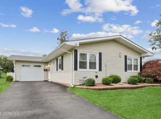 50 Collins Ct, Brick, NJ 08724