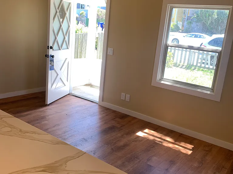 730 Lily St — Photo 6