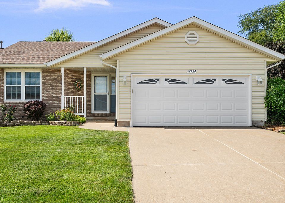 1st image of 2726 Linwood Ct #2726