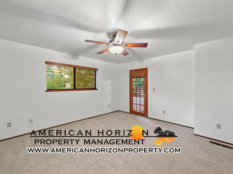 4341 Whispering Oaks Cir — Photo 16